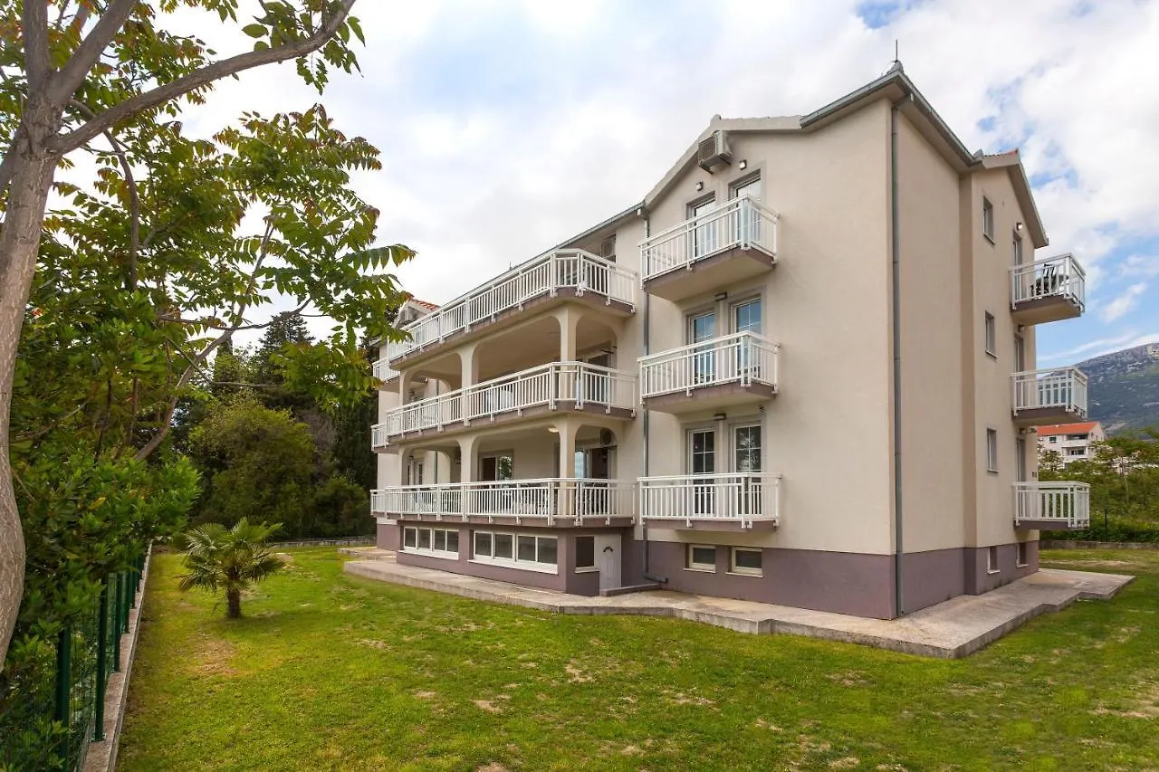 Apartment Villa Marijana Kastela