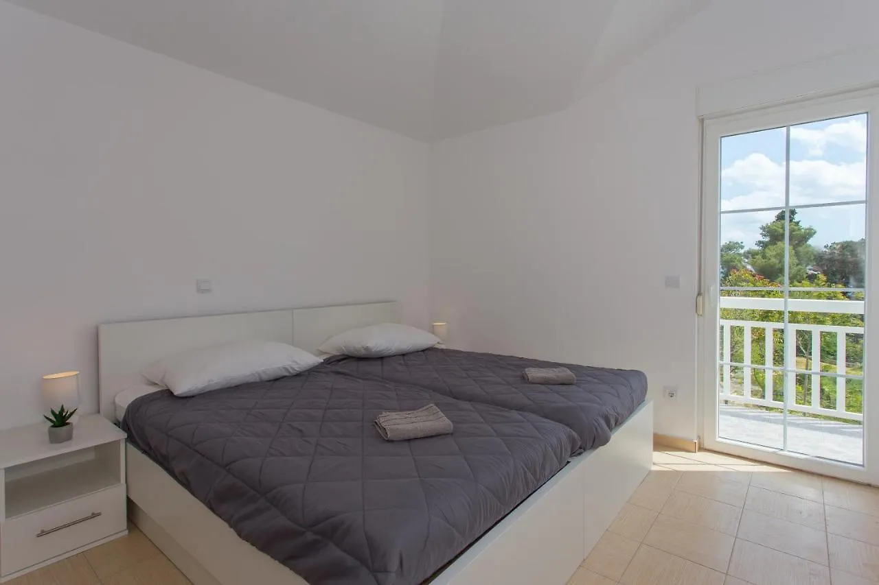Villa Marijana Kastela Apartment