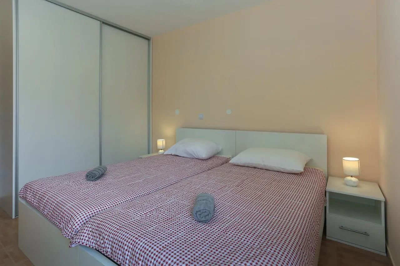 Villa Marijana Kastela 0*,  Croatia