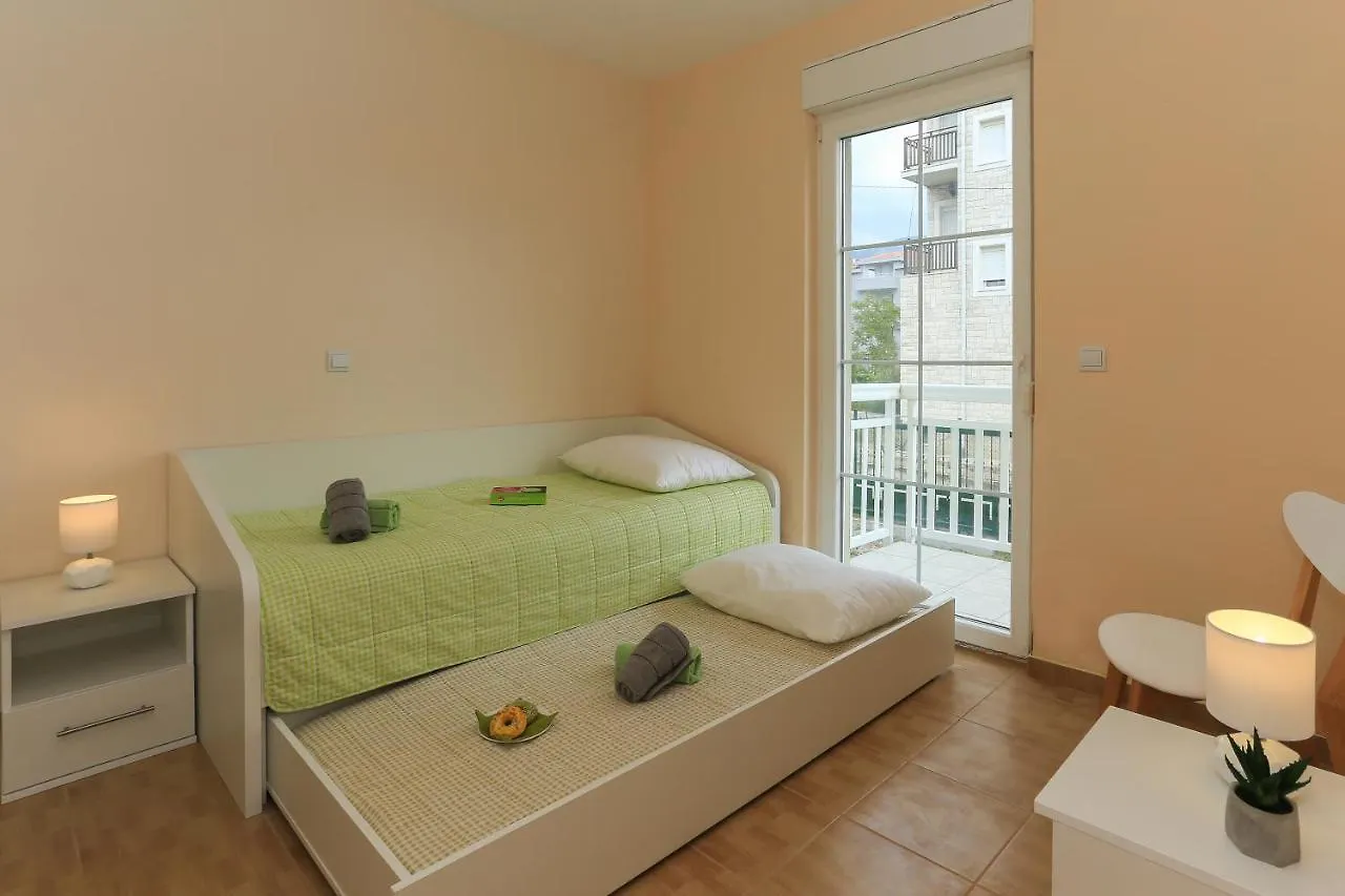 Apartment Villa Marijana Kastela